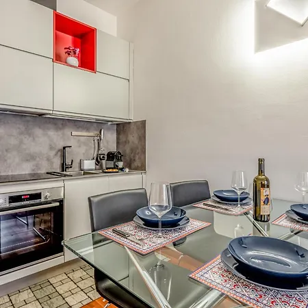 Niguarda Stylish Flat Near M5 Mediolan