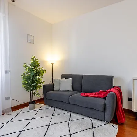 Niguarda Stylish Flat Near M5 * Mediolan